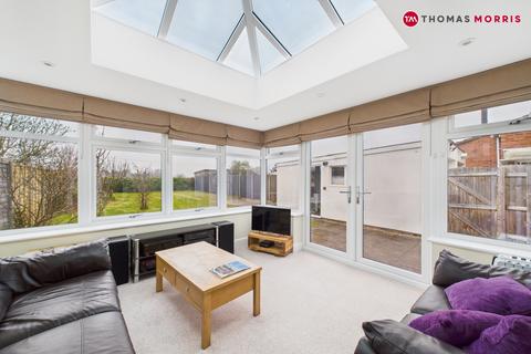 2 bedroom bungalow for sale, Hemingford Road, Cambridgeshire PE27