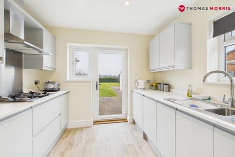 2 bedroom bungalow for sale, Hemingford Road, Cambridgeshire PE27