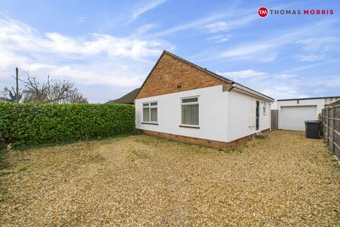 2 bedroom bungalow for sale, Hemingford Road, Cambridgeshire PE27