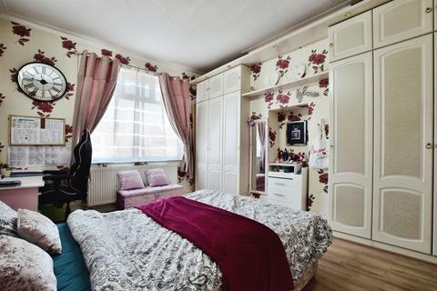 11 Barlow Road, Stretford, Manchester, M32 0RG