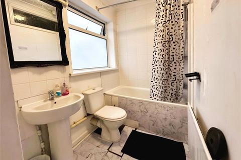 4 bedroom house to rent, Milton Road, Hampshire SO15
