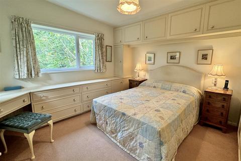 Birch Croft The Drive, Godalming, GU7 1PD
