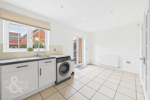 2 Mountbatten Drive, Norwich, NR6 7PJ
