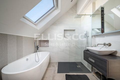 40 Tithe Walk, London, NW7 2QA