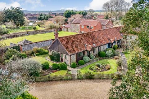 3 bedroom barn conversion for sale, Green Farm Barns, Thursford Road, Little Snoring
