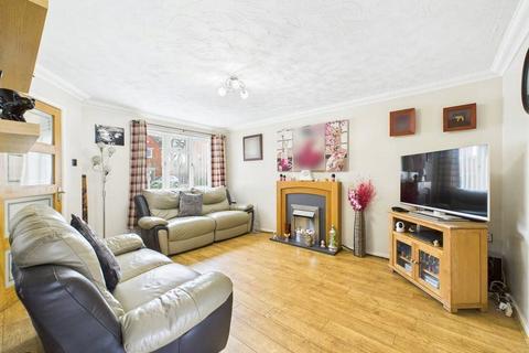 3 bedroom semi-detached house for sale, Vensfield Road, Quedgeley, Gloucester, Gloucestershire, GL2