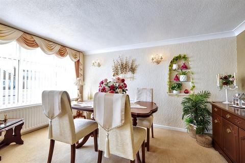 3 bedroom semi-detached bungalow for sale, Grasmere Crescent, Nuneaton CV11