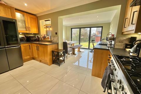 31 Hardy Close, Cheadle, Stoke-on-trent, ST10 1XQ