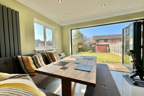 31 Hardy Close, Cheadle, Stoke-on-trent, ST10 1XQ