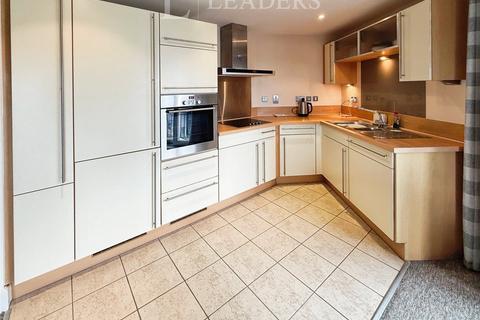 2 bedroom apartment for sale, Centurion Court, Gunwharf Quays, Portsmouth