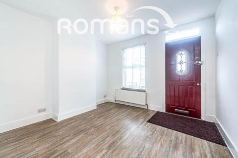 2 bedroom terraced house to rent, Waterloo Road, Reading, Berkshire, RG2
