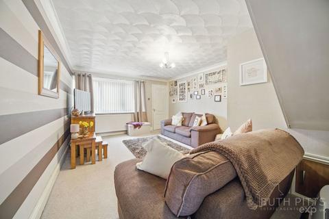 83 Arncliffe Drive, Knottingley, WF11 8SS