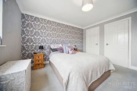83 Arncliffe Drive, Knottingley, WF11 8SS