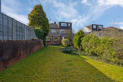 35 Beel Close, Amersham, HP7 9NS
