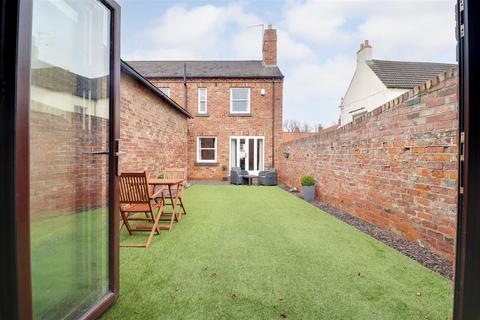 4 bedroom detached house for sale, The Green, North Newbald