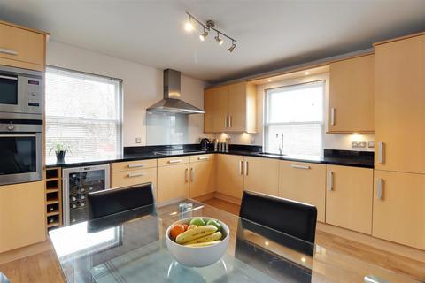 4 bedroom detached house for sale, The Green, North Newbald