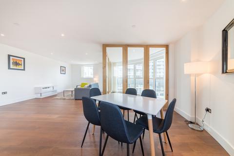 3 bedroom apartment to rent, Gateway Tower, Royal Victoria E16
