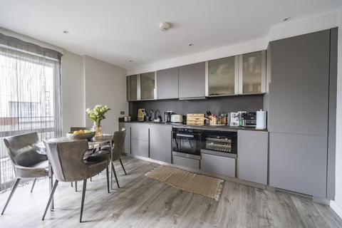 2 bedroom flat for sale, Victoria Road, Acton