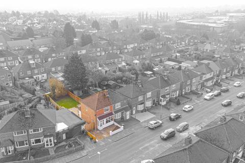 39 Roydene Crescent, Leicester, LE4 0GN