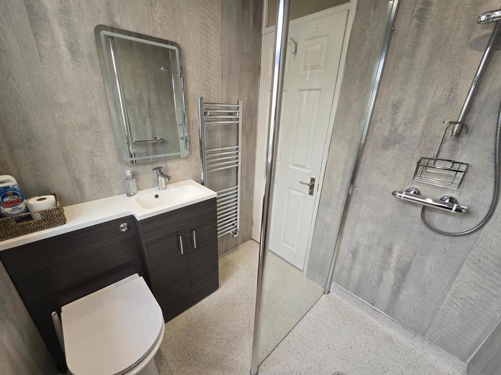 Shower room.jpg