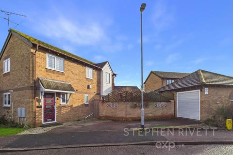 4 bedroom detached house for sale, Lindsey Way, Stowmarket IP14
