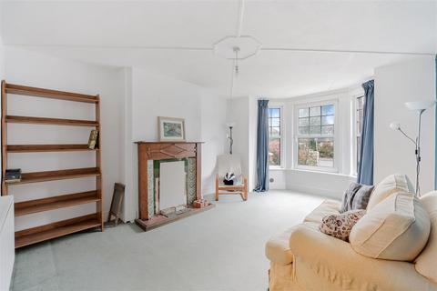 153 Hook Road, Epsom, KT19 8TU