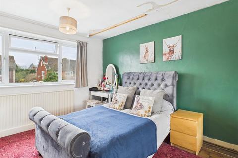 8 Dovecote Close, Haddenham, Aylesbury, HP17 8BS