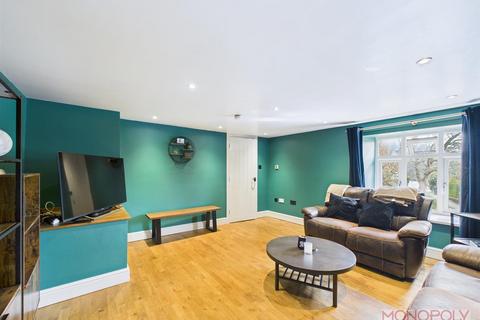 undefined, Glan-y-Wern, Dolywern, Pontfadog, Llangollen