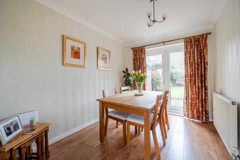 3 bedroom semi-detached house for sale, MAKEPEACE AVENUE, WARWICK CV34