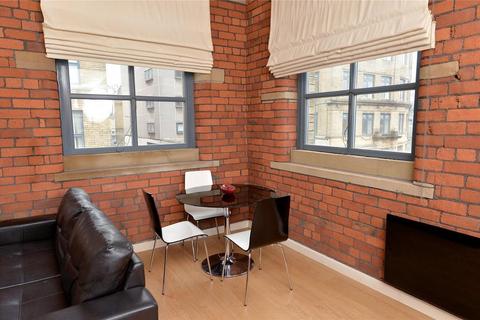 2 bedroom duplex to rent, Peckover Street, Bradford BD1