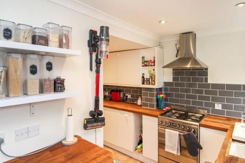 91 Crawley Road, Horsham, RH12 4DS
