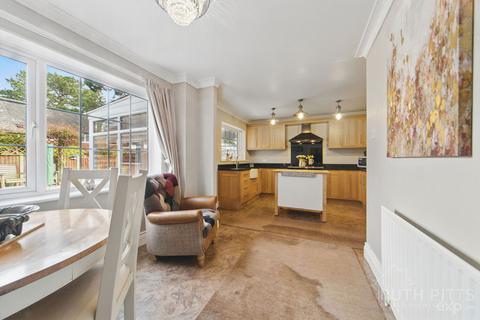 34 Flounders Hill, Ackworth, Pontefract, WF7 7LF