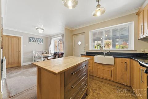 34 Flounders Hill, Ackworth, Pontefract, WF7 7LF
