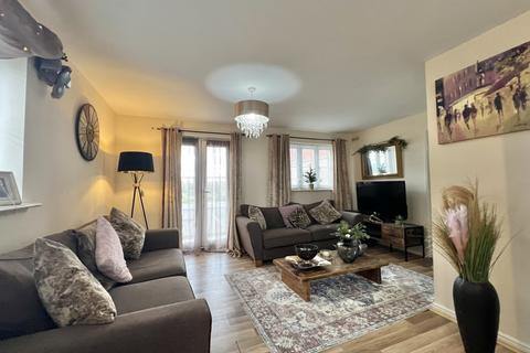 2 bedroom flat for sale, RIVERSIDE Location, GROUND FLOOR 2 Bed APARTMENT, 180 Argosy Way, Newport, NP19 0LN