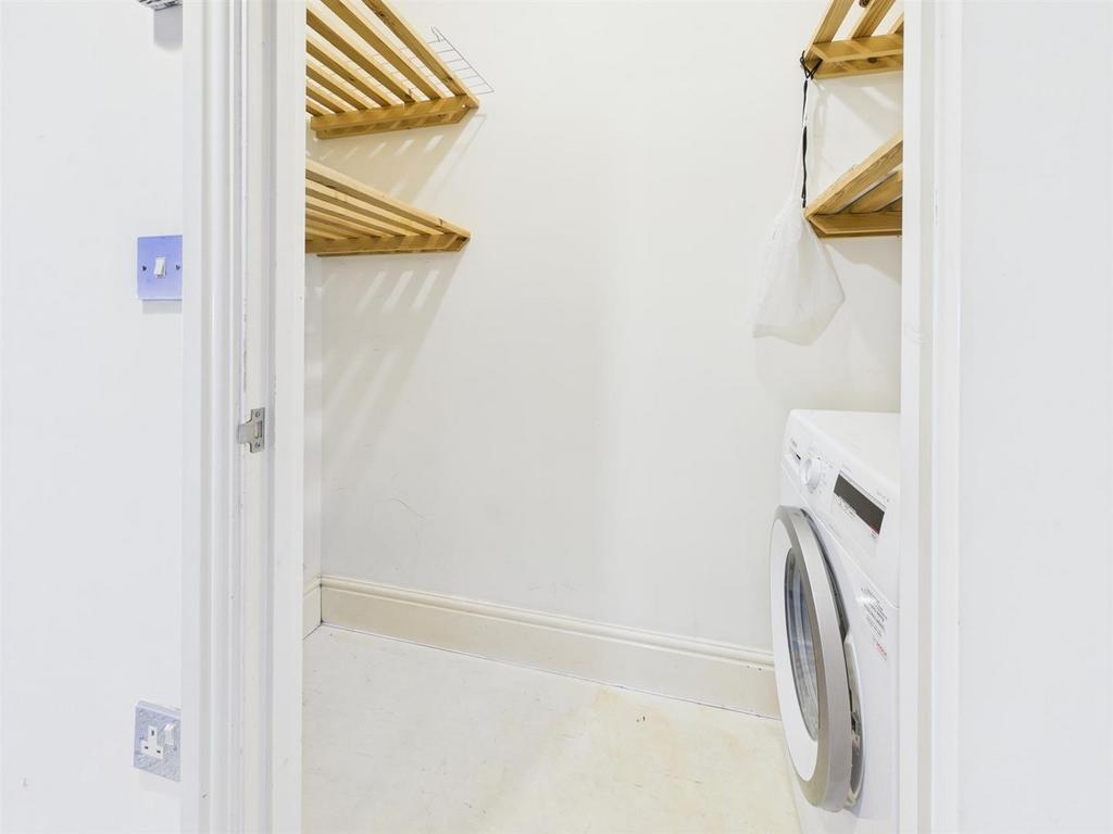 4 Redbourne Terrace (33).jpg