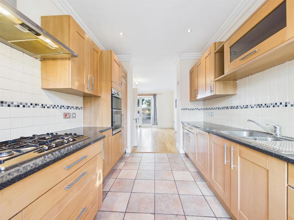 4 Redbourne Terrace (12).jpg