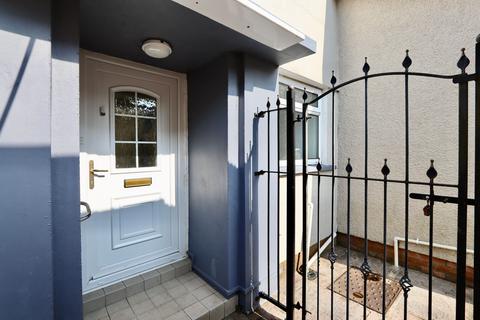4 bedroom semi-detached house for sale, Highfield Crescent, Pontllanfraith, NP12