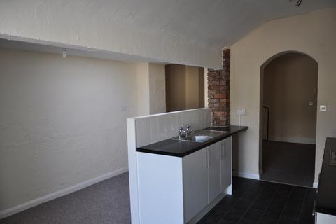 1 bedroom flat to rent, 29 Sunflower Road, Barnstaple, Devon, EX32