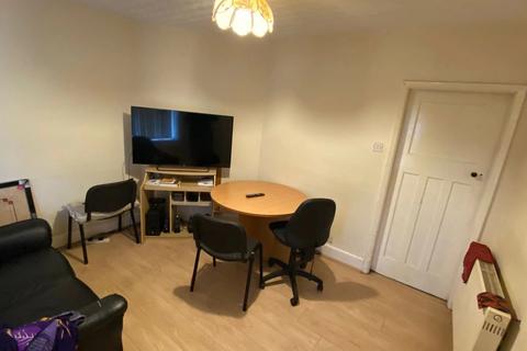 4 bedroom terraced house to rent, Harborne Lane, Harborne B17