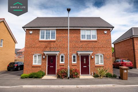 2 bedroom semi-detached house to rent, Merchant Avenue, Bury St. Edmunds