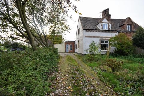undefined, Main Road, Utterby LN11