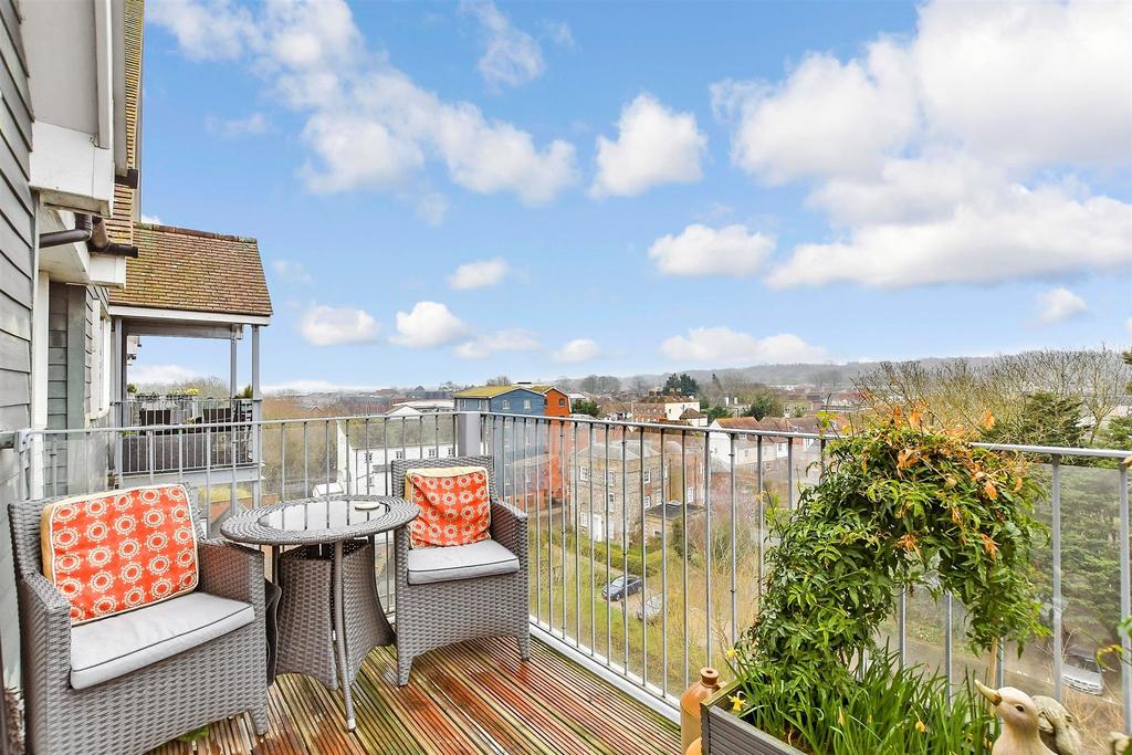 Balcony / Terrace