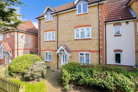 2 bedroom ground floor flat for sale, Bexley Gardens, Chadwell Heath, Romford, Essex