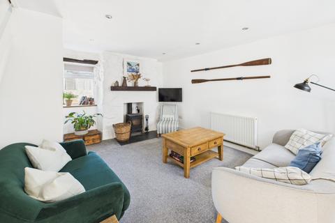 5 Foundry Square, Hayle, TR27 4AE