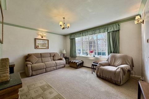 3 bedroom detached house for sale, Quarmby Croft, Oakes, Huddersfield, HD3 4YD