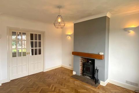 36 Castlefields Crescent, Brighouse, HD6 3PD