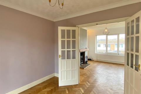 36 Castlefields Crescent, Brighouse, HD6 3PD