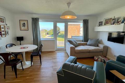 2 bedroom apartment for sale, Lord Warden Avenue, Walmer, Deal, CT14