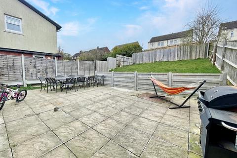 3 bedroom semi-detached house for sale, Hartsfield Road, Luton, Bedfordshire, LU2