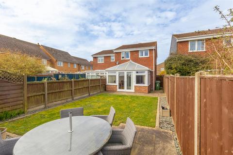 3 Ajax Close, Stubbington, Fareham, PO14 2SH